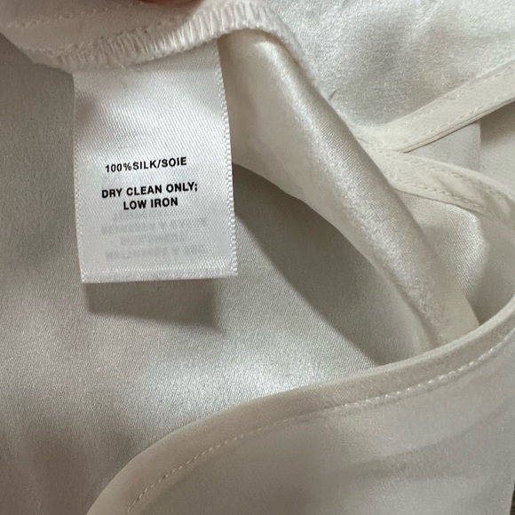 Lafayette 148 New York 100% Silk Blouse- Large - Picture 9 of 10